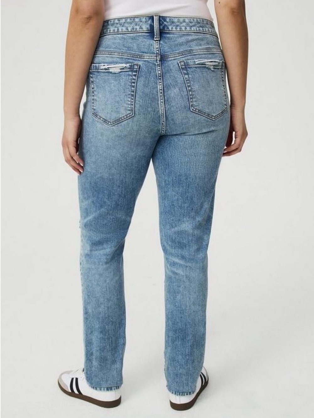 Torrid Perfect Boyfriend Mid-Rise Jean - Picture 4 of 4